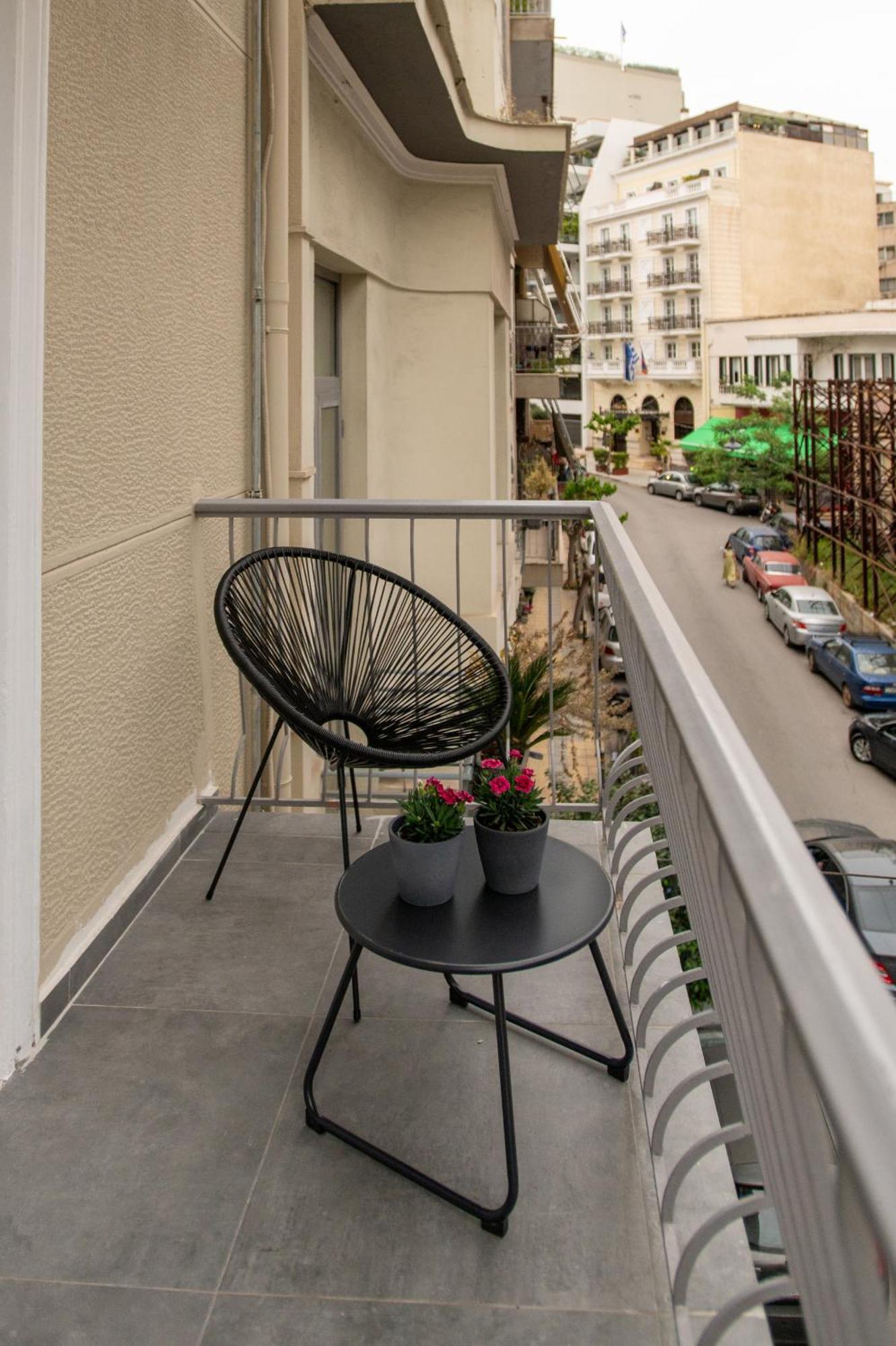 Acropolis Signature Apartment Афіни Екстер'єр фото